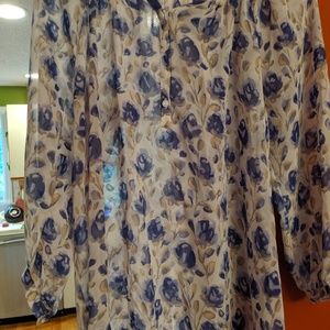 Lauren Conrad peasant blouse size large